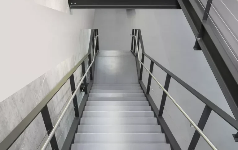 Treppenreinigung Individuellen Bedürfnisse und bieten maßgeschneiderte Treppenreinigungsdienstleistungen an, die genau Ihren Anforderungen entsprechen.
